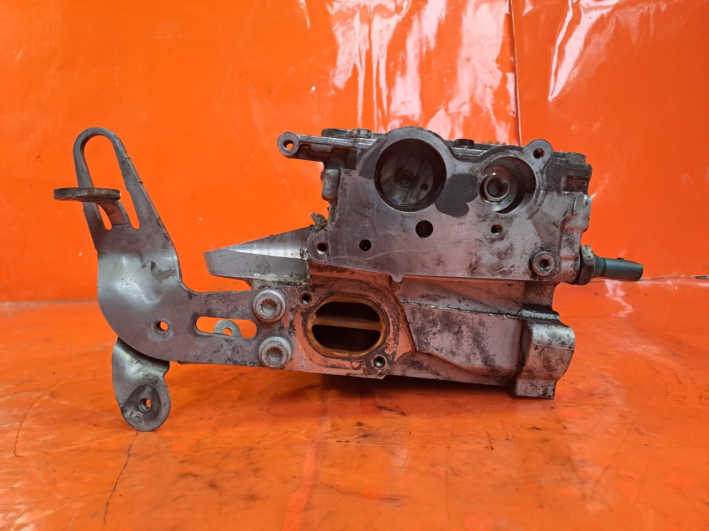 ✅Volkswagen Crafter Cr35 2017 2.0 Diesel Cylinder Head With Camshafts 03L103403 - Image 7