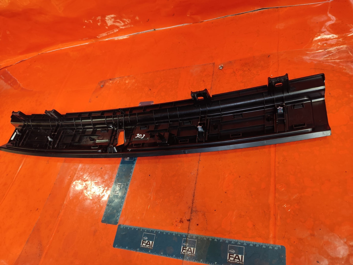 ✅BMW X1 F48 2.0 PETROL 2018 TRUNK BOOT LOADING SILL PANEL 7413689 Warranty A303 - Image 12