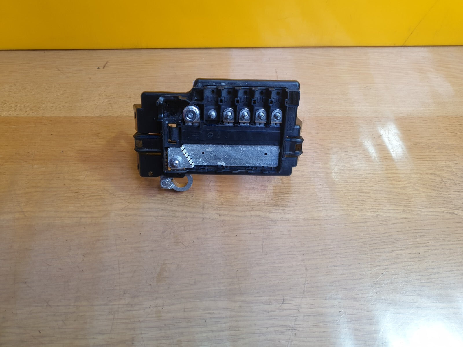 SEAT ARONA FR 1.0 PETROL 2023 BATTERY FUSE BOX 2Q0937548D Warranty A145 - Image 2