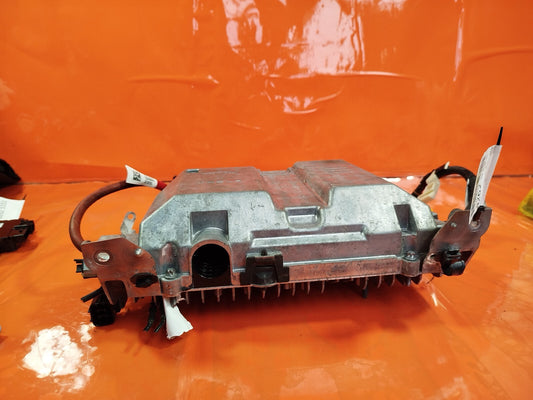 ✅Tesla Model 3 Long Range 2020 Front Suspension Control Unit 1100334-00-E A262 - Image 2