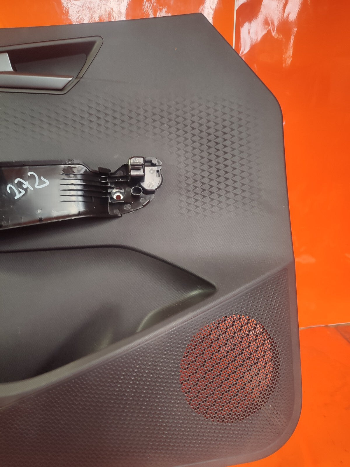 ✅CUPRA BORN V2 Ev 2023 FRONT LEFT DOOR CARD Warranty A272 - Image 4