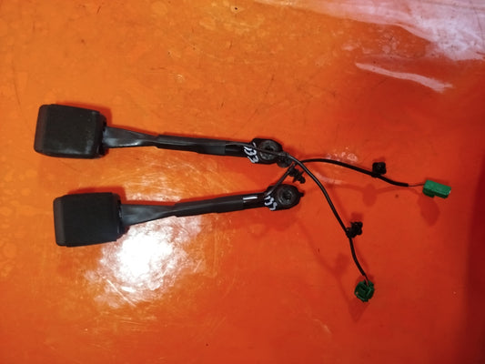 ✅2023 FORD KUGA MK3 ST-LINE X FRONT SEAT BELT BUCKLES PAIR LV4B-S61208-CA A333 - Image 2