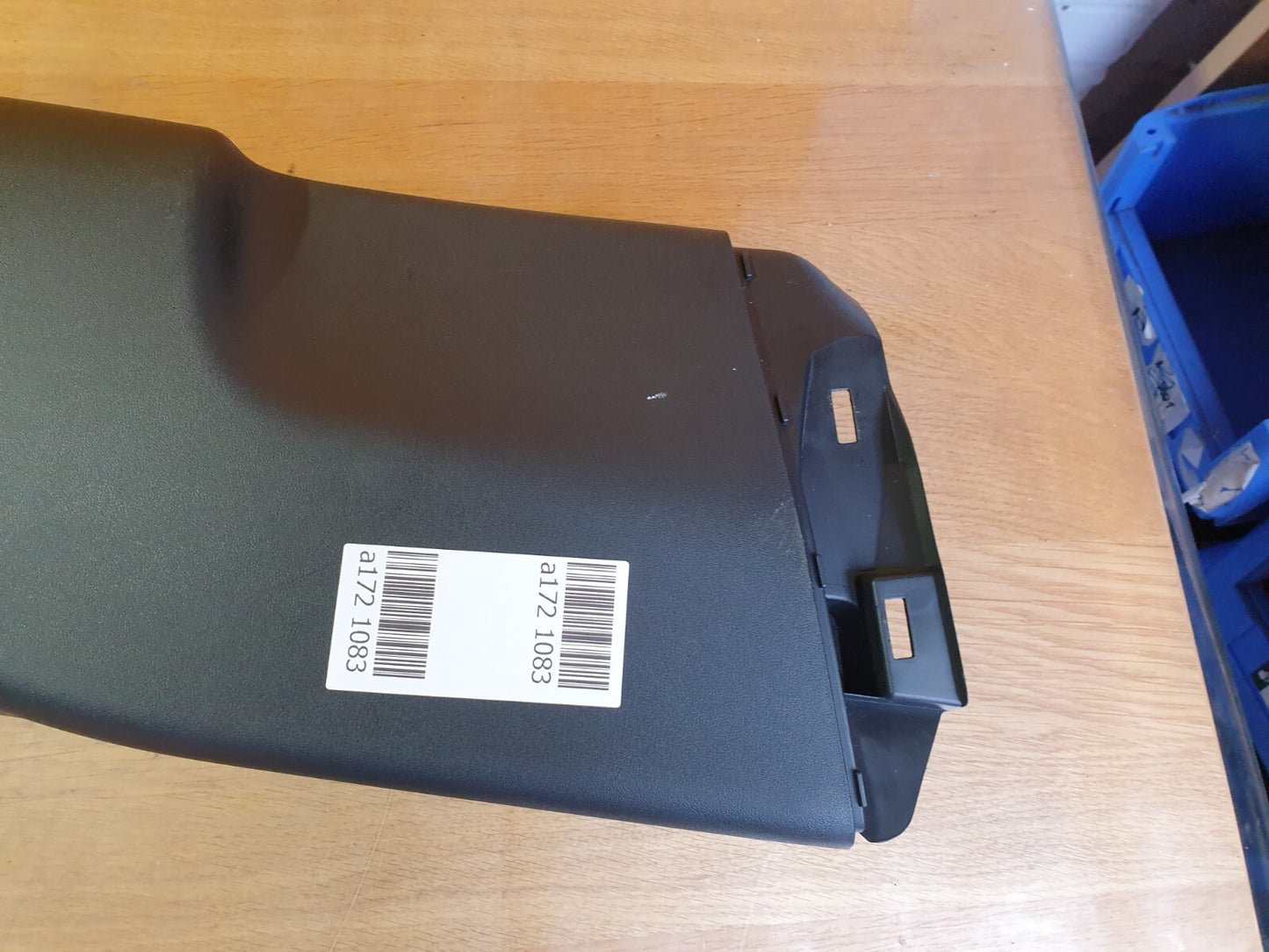 ✅2022 TESLA MODEL Y RIGHT SIDE B PILLAR TRIM 1494624 + WARRANTY A172 - Image 2