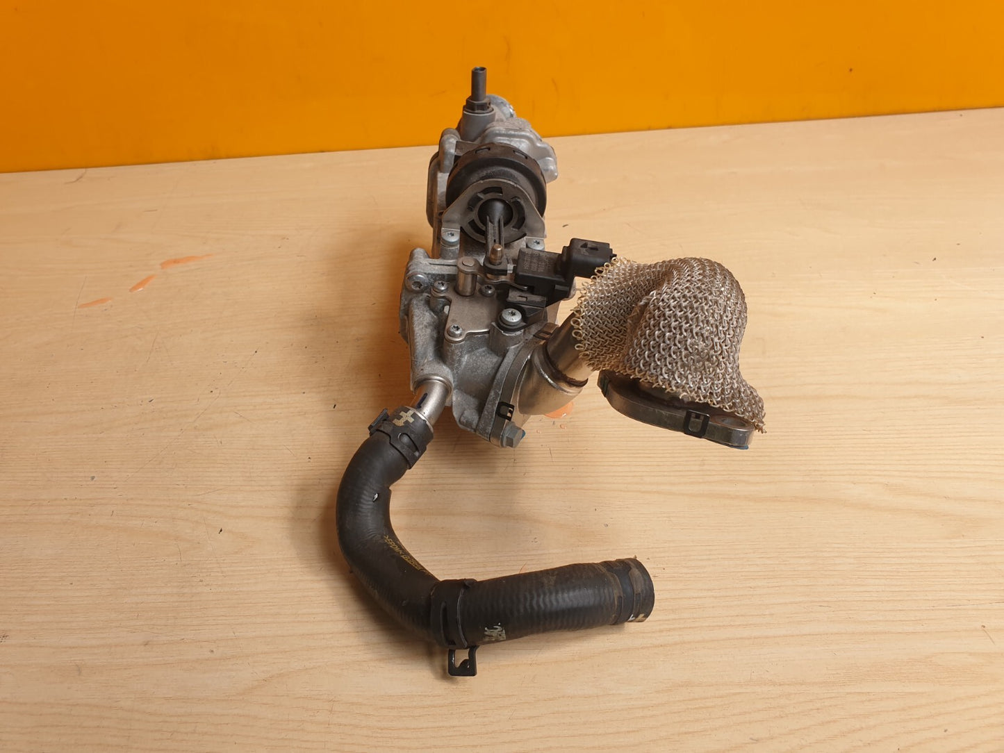 ✅2018 LAND ROVER DISCOVERY SPORT L550 2.0D EGR VALVE COOLER G4D3-9F464-DD A073 - Image 5