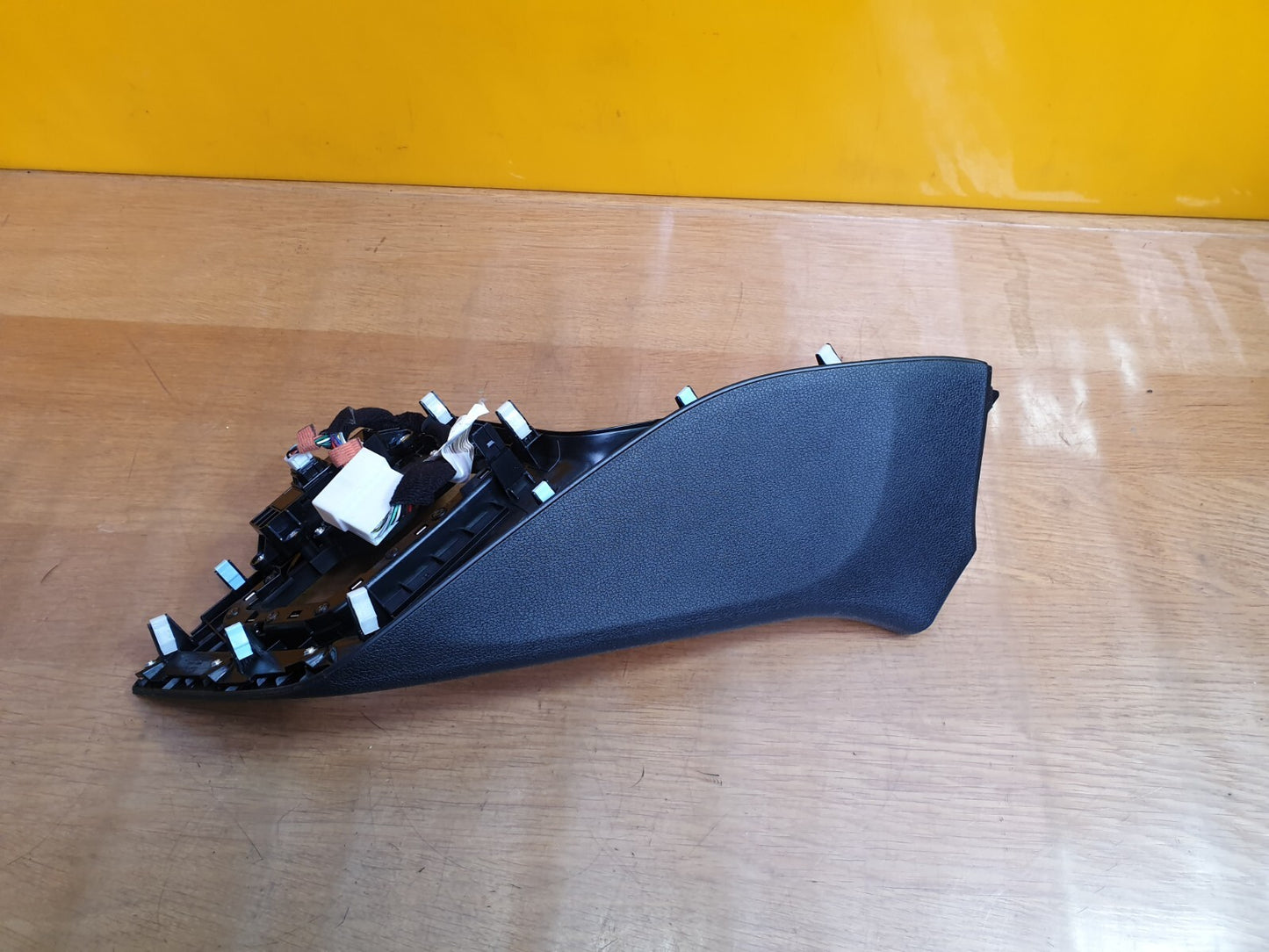 ✅2016 KIA NIRO 2 EV S-A 1.6P GEAR SELECTOR SHIFTER SURROUND TRIM 84651-G5900 - Image 11