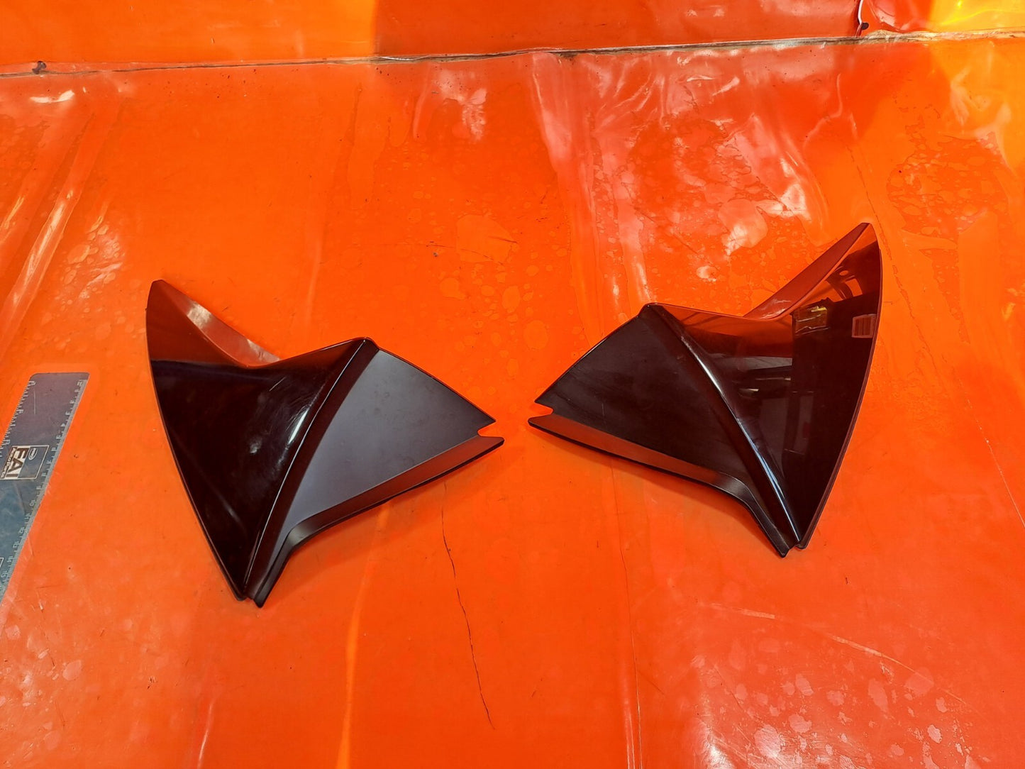 ✅FORD FOCUS ST-LINE 1.0 PETROL 2024 REAR TAILGATE SIDE TRIMS JX7B442A92C A267 - Image 2