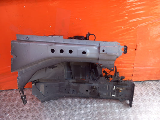 Land Rover Defender L663 3.0 Diesel 2025 Front Right Chassis Leg L8B2002A72AC - Image 2