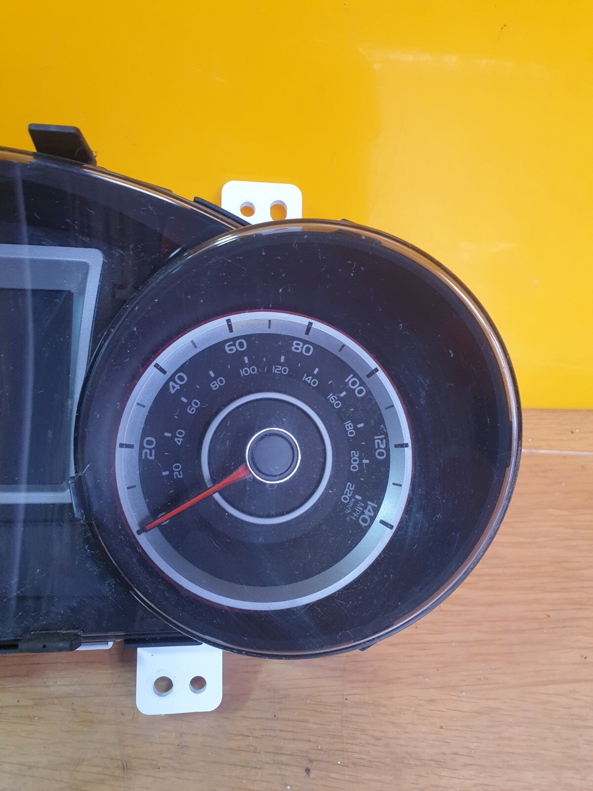 ✅2016 SSANGYONG TIVOLI XLV SPEEDO INSTRUMENT CLUSTER 80220-35130 + WARRANTY A163 - Image 4