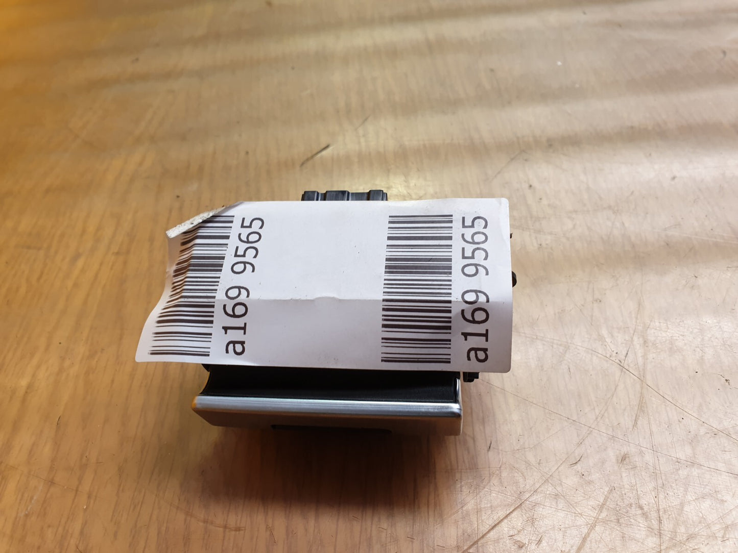 ✅2022 RANGE ROVER EVOQUE L551 ELECTRIC HANDBRAKE SWITCH K8D22B623AB + WARRANTY - Image 7