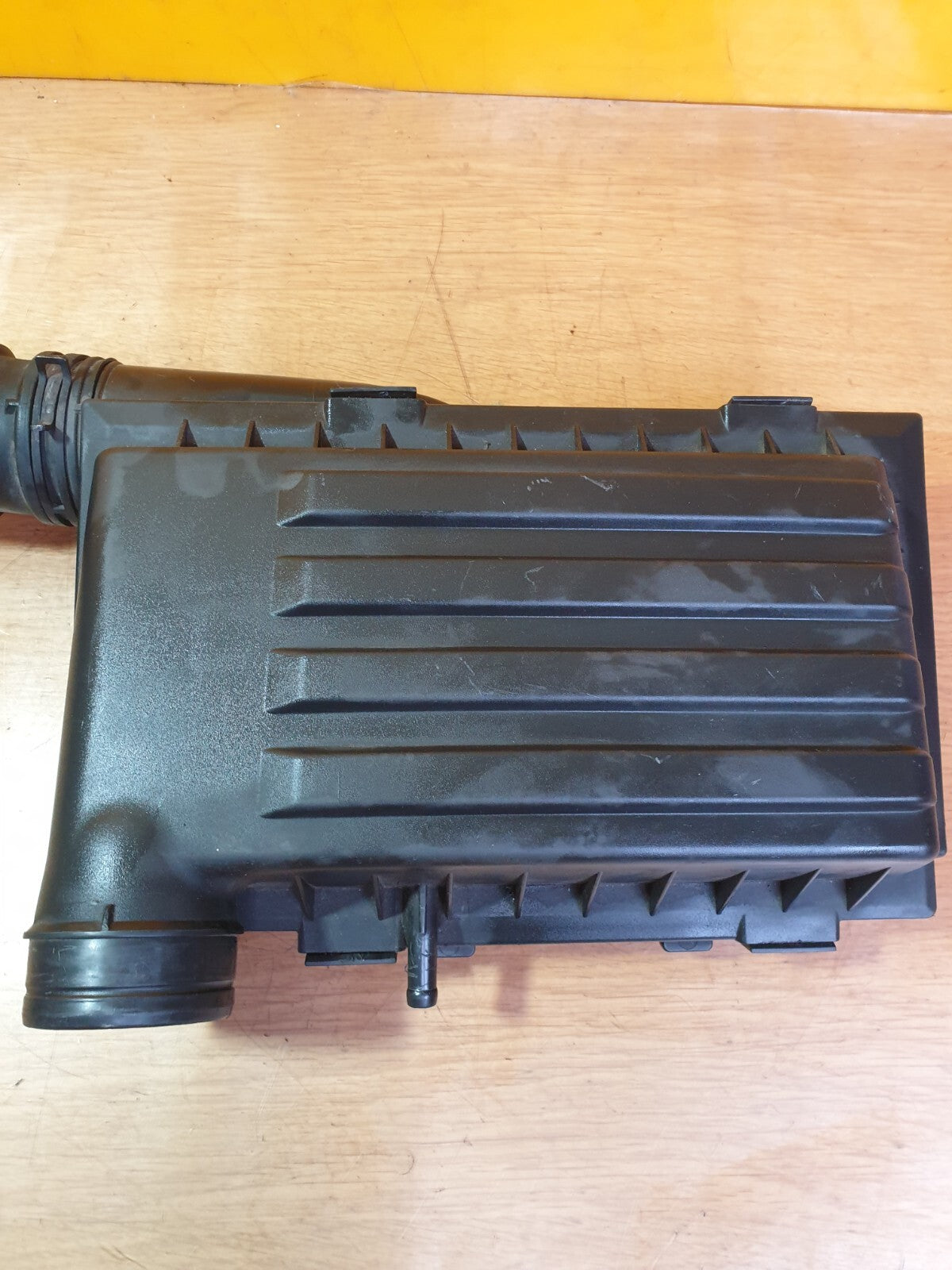 AUDI A3 E-TRON 1.4 PETROL 2015 AIR FILTER BOX 04E129611G Warranty A204 - Image 5