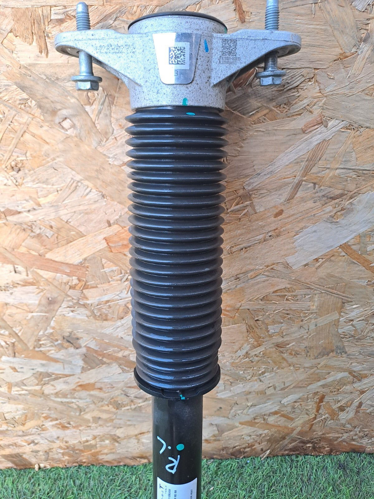 2024 TESLA MODEL 3 LONG REAR LEFT SHOCK ABSORBER 1344462-00-D + WARRANTY A207 - Image 3