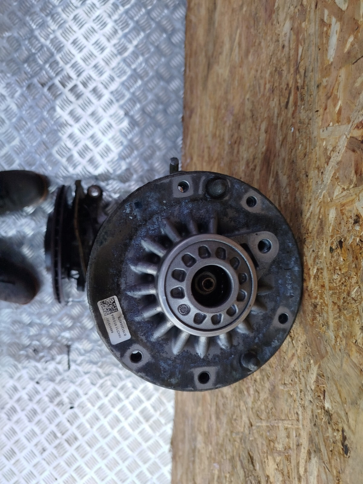 ✅BMW 2 Series F45 216D Luxury 2017 1.5 Diesel FRONT RIGHT SUSPENSION LEG HUB - Image 6