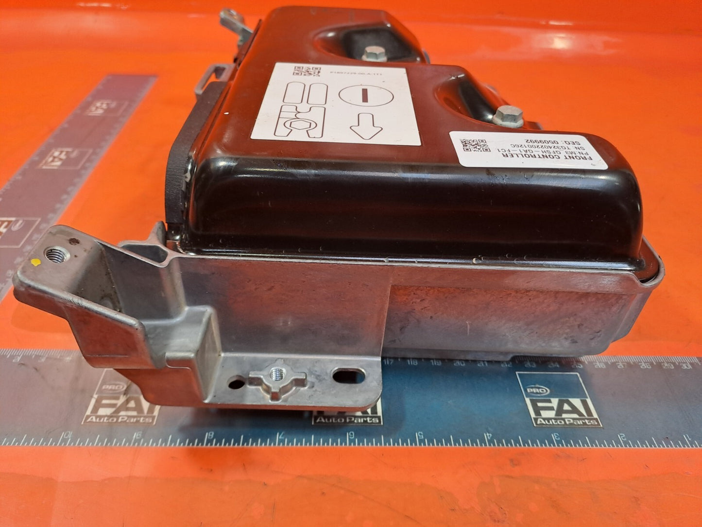 TESLA MODEL 3 LONG 2024 FRONT BODY COMFORT CONTROL UNIT 1497319-00-E Warranty - Image 11