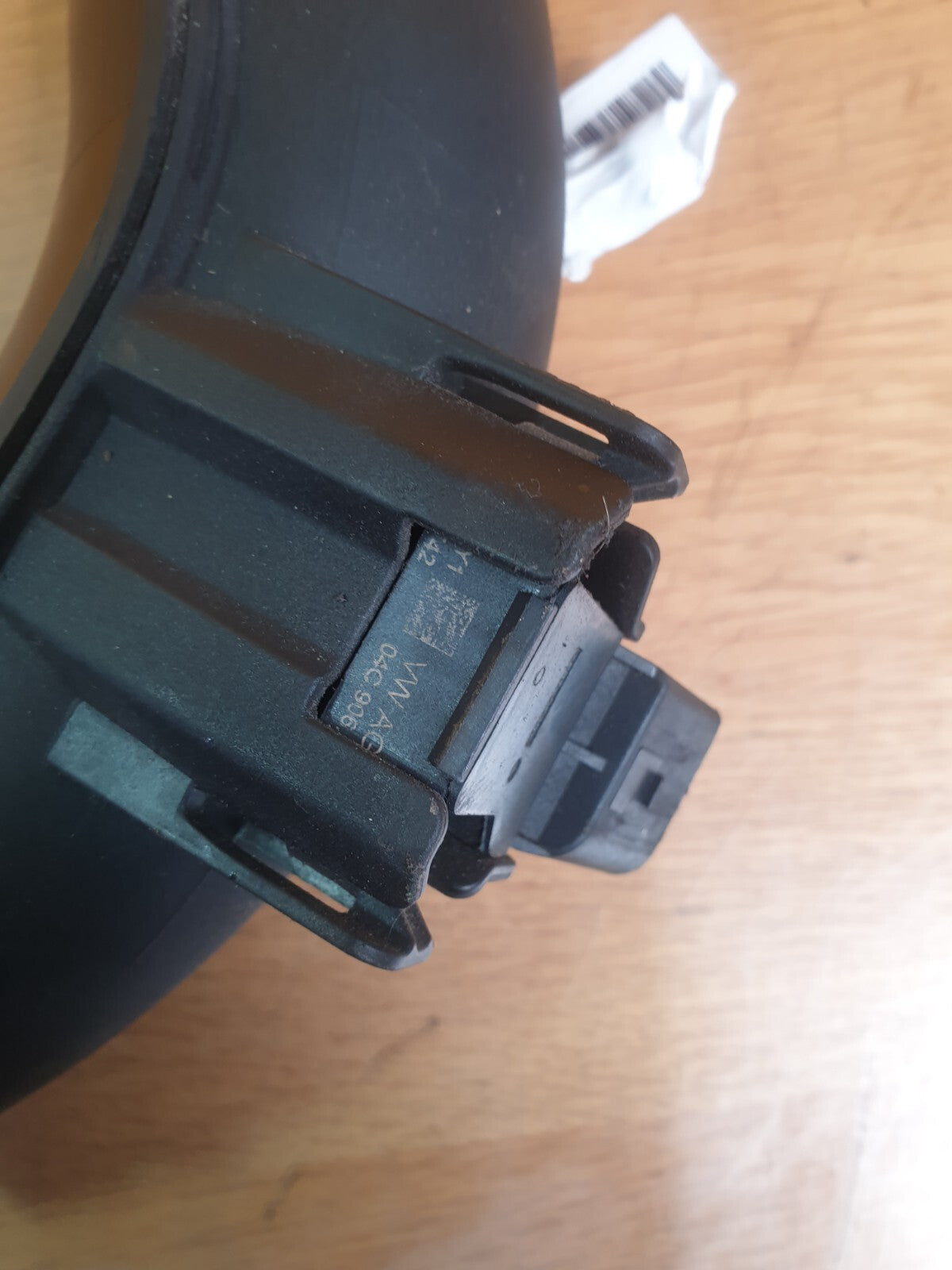 ✅AUDI A3 E-TRON 1.4 PETROL 2015 AIR INTAKE PIPE 04E145673P Warranty A204 - Image 7