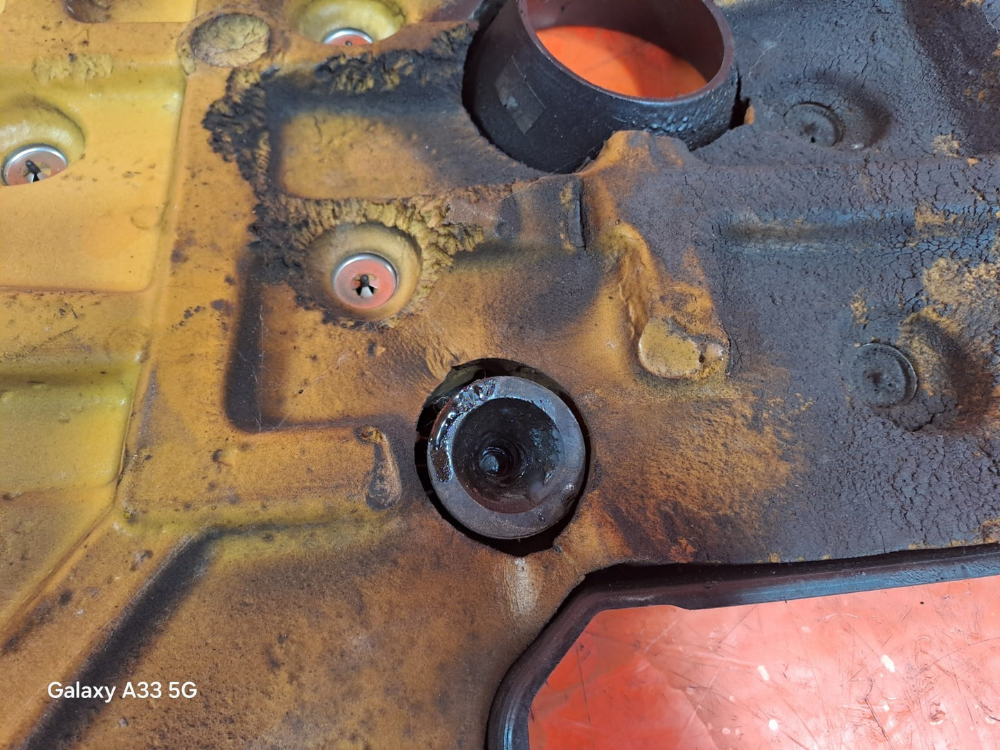 ✅Ssangyong Rodius Turismo 2.2 Diesel 2017 ENGINE TOP COVER Warranty A286 - Image 12