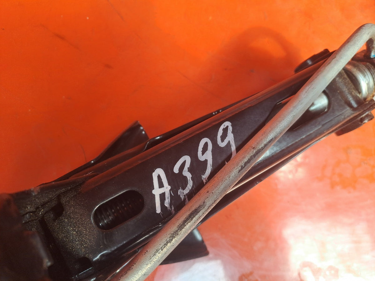 ebay-src:https://i.ebayimg.com/00/s/mtiwmfgxnjaw/z/yaqaaeswbs9qhwc1/$_57.jpg