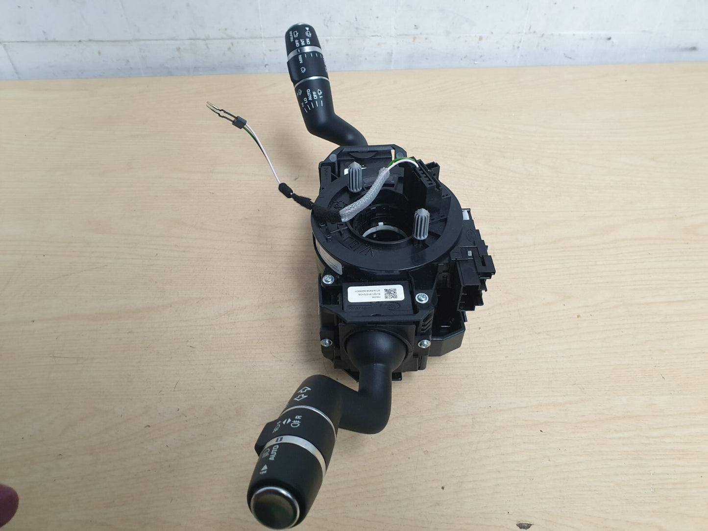 LAND ROVER DISCOVERY L462 2018 STEERING COLUMN INDICATOR WIPER STALKS HPLA13N064 - Image 5