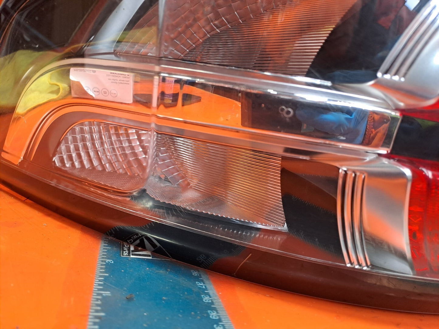 ✅2015 LAND ROVER DISCOVERY SPORT L550 REAR OUTER TAIL LIGHT PAIR FK72-13405-AE - Image 5