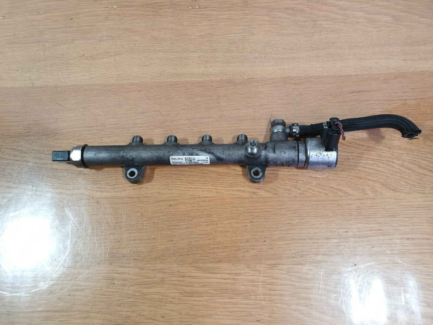 2015 MERCEDES A CLASS W176 AMG 2.1D FUEL INJECTOR RAIL A6510700700 A047