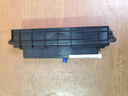✅Hyundai I20 N Line 2023 1.0 Petrol ANTENNA CONTROL MODULE UNIT ECU 96240-Q0000 - Image 2