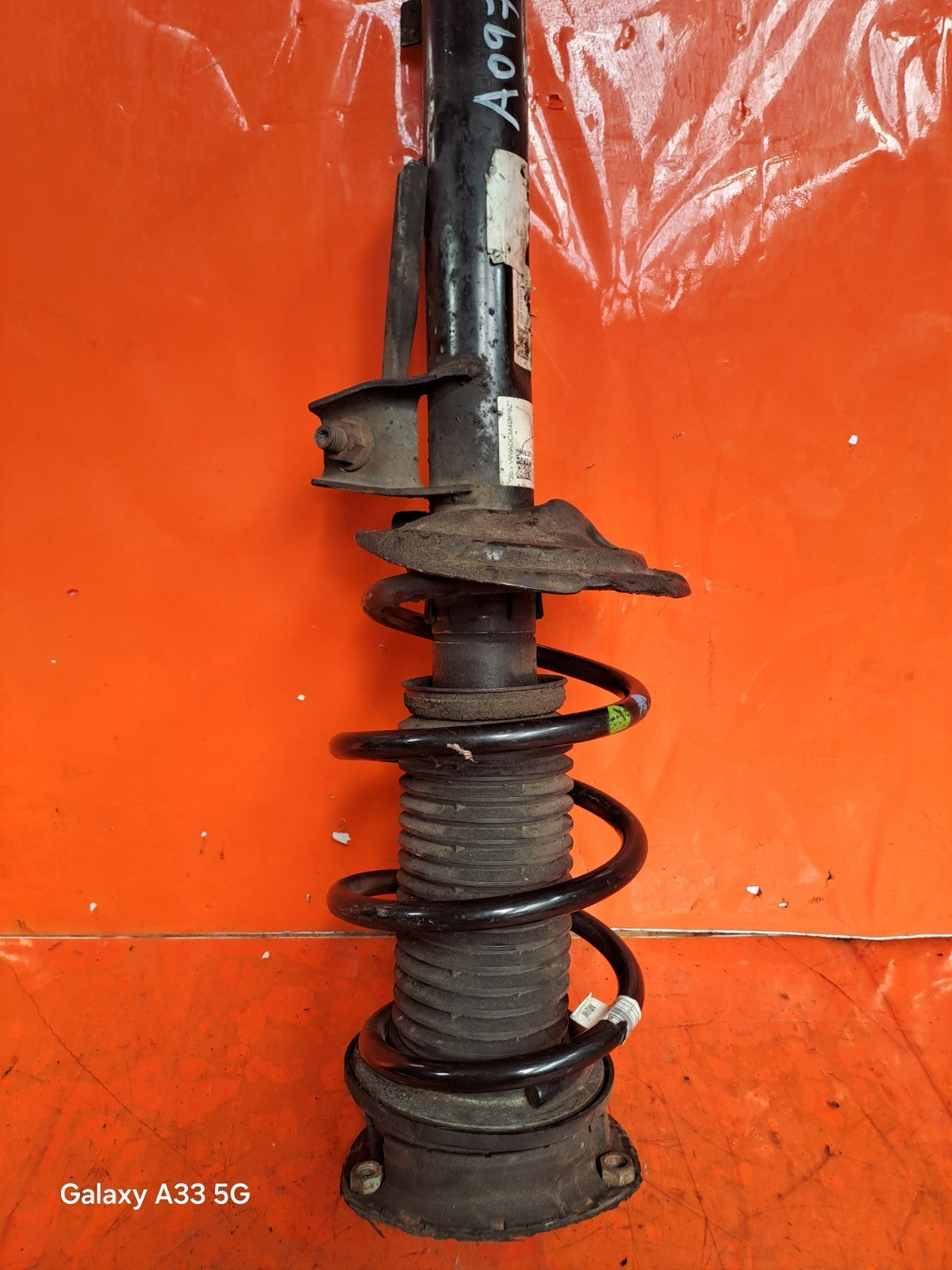 ✅VW GOLF MK7 R-LINE 1.4 PETROL 2016 FRONT LEFT SHOCK ABSORBER 5Q0412014FR A097 - Image 2