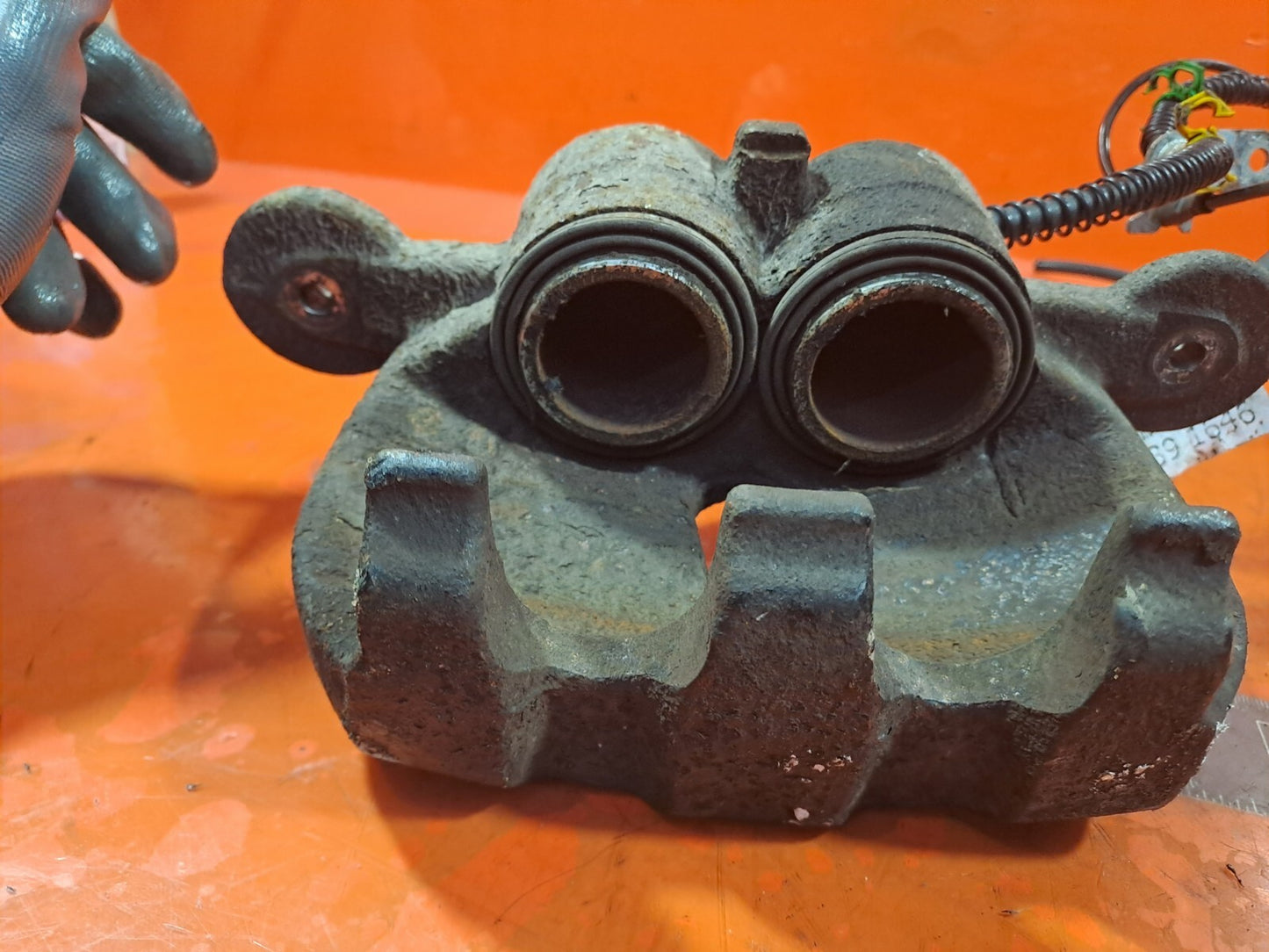 ✅2011 LAND ROVER DISCOVERY 4 L319 3.0D FRONT LEFT BRAKE CALIPER + WARRANTY A239 - Image 7