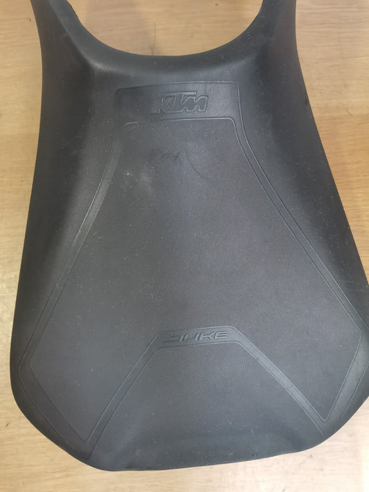 ✅KTM 125 Duke Petrol 2019 Front Rider Seat + Warranty A135 - Image 2