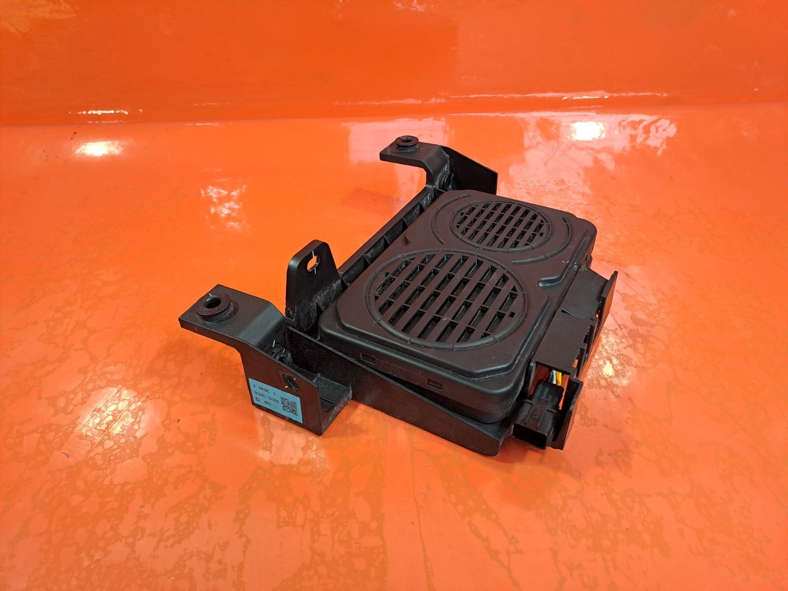 2024 HYUNDAI IONIQ 5 PEDESTRIAN ALERT SOUND SPEAKER 96390-GI200 + WARRANTY A226 - Image 6