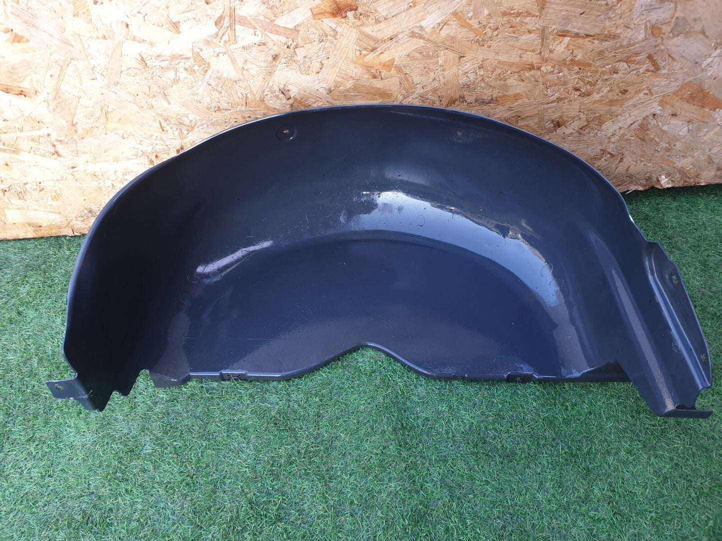 VW TRANSPORTER T6 2.0 DIESEL 2016 REAR LEFT WHEEL ARCH LINER SPLASH GUARD A225 - Image 9