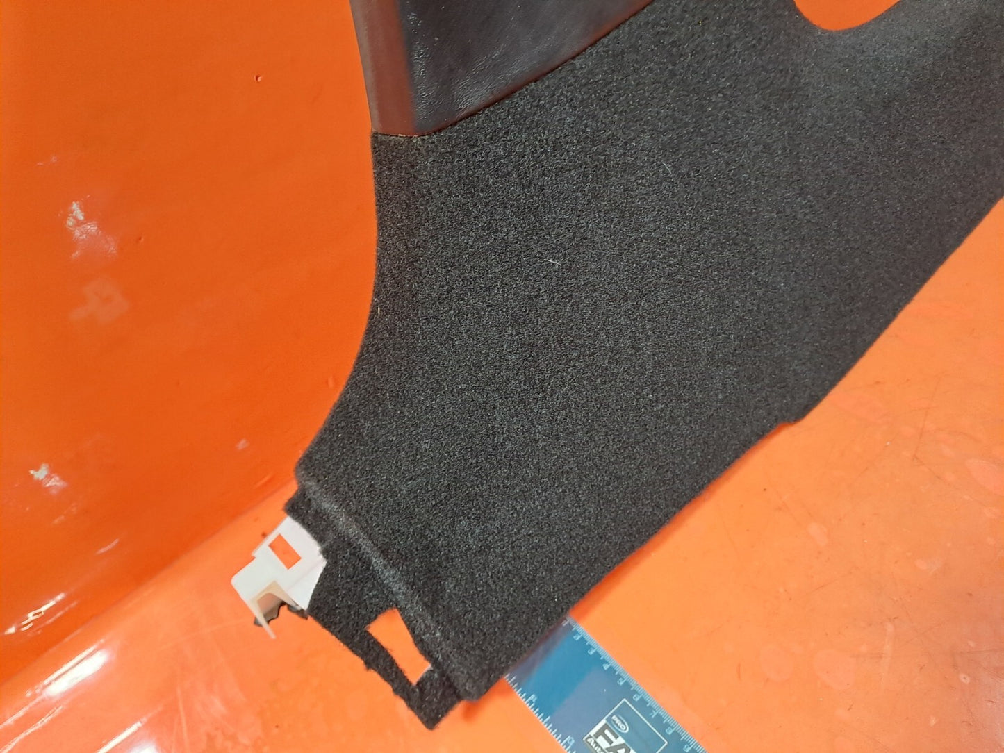 TESLA MODEL 3 LONG 2024 RIGHT SIDE LOWER B PILLAR COVER TRIM 1733762-10-D A207 - Image 5