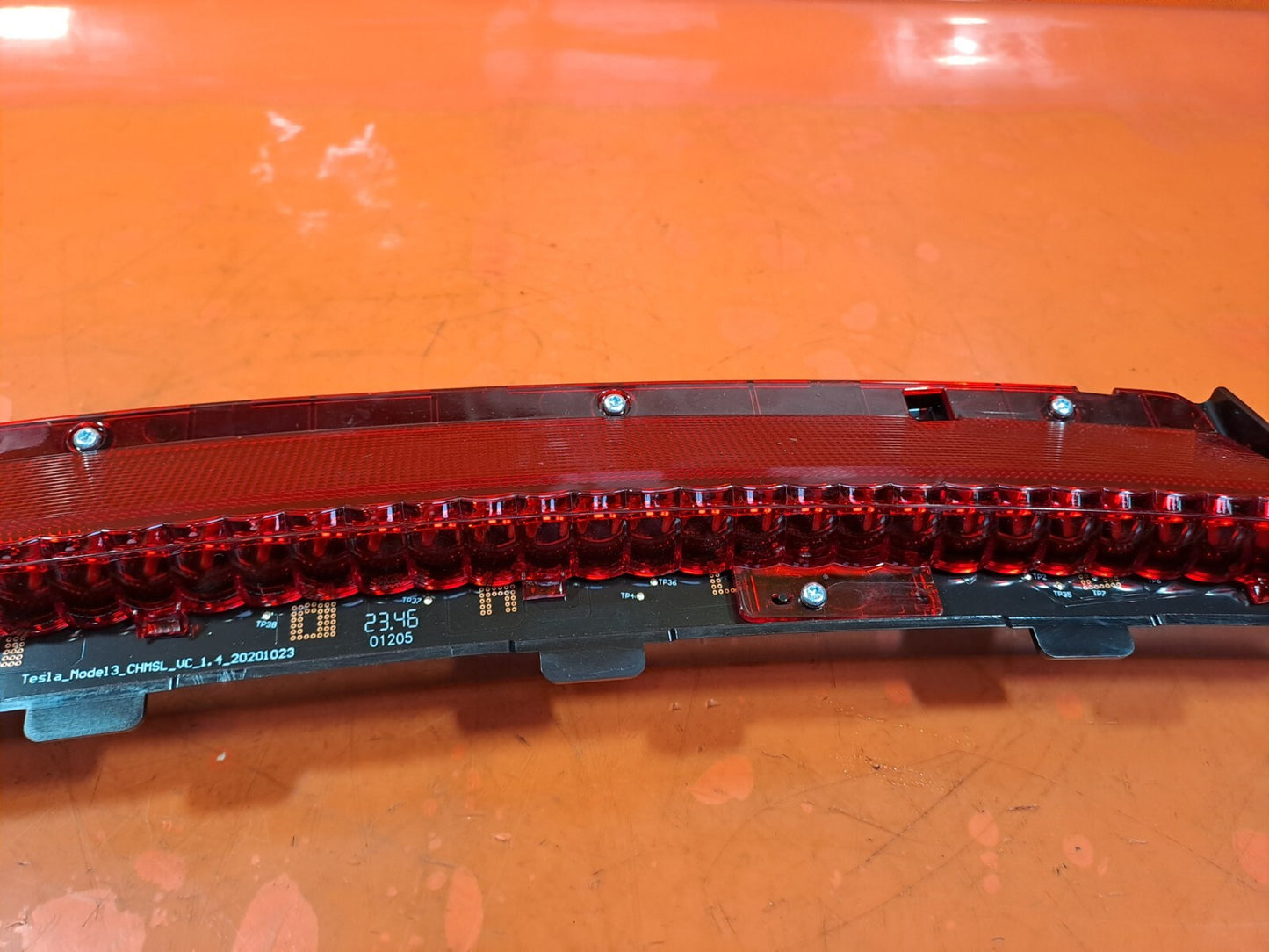 TESLA MODEL 3 LONG 2024 ADDITIONAL BRAKE LIGHT 1615202-00-C Warranty A207 - Image 11
