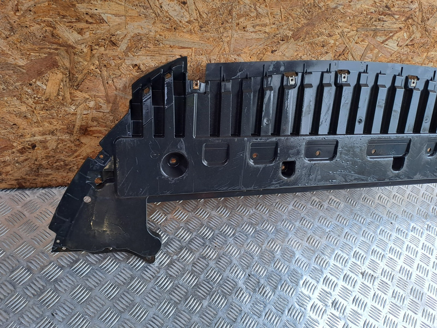 ✅Ford Mondeo Titanium 2.0 Diesel 2016 Front Bumper Lower Part Trim DS73-8B384-B