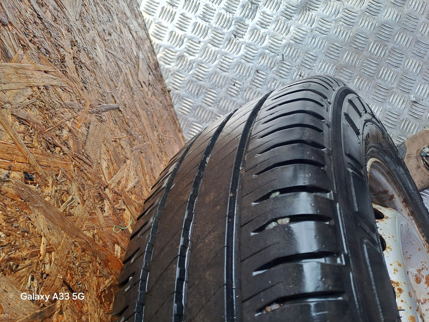 ✅VW CRAFTER CR35 2.0 DIESEL 2017 ALLOY WHEEL WITH TYRE 235/65 R16С A0014014802