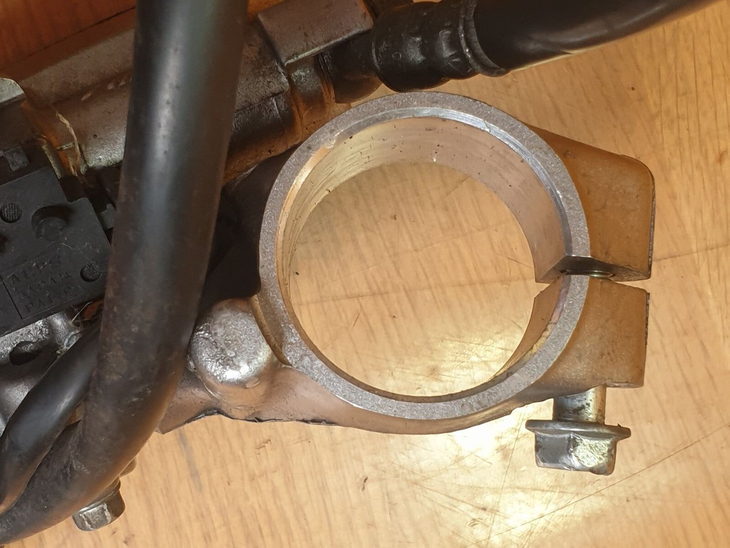 ✅1995 HONDA VFR750 PETROL RIGHT HANDLE BAR + WARRANTY A182