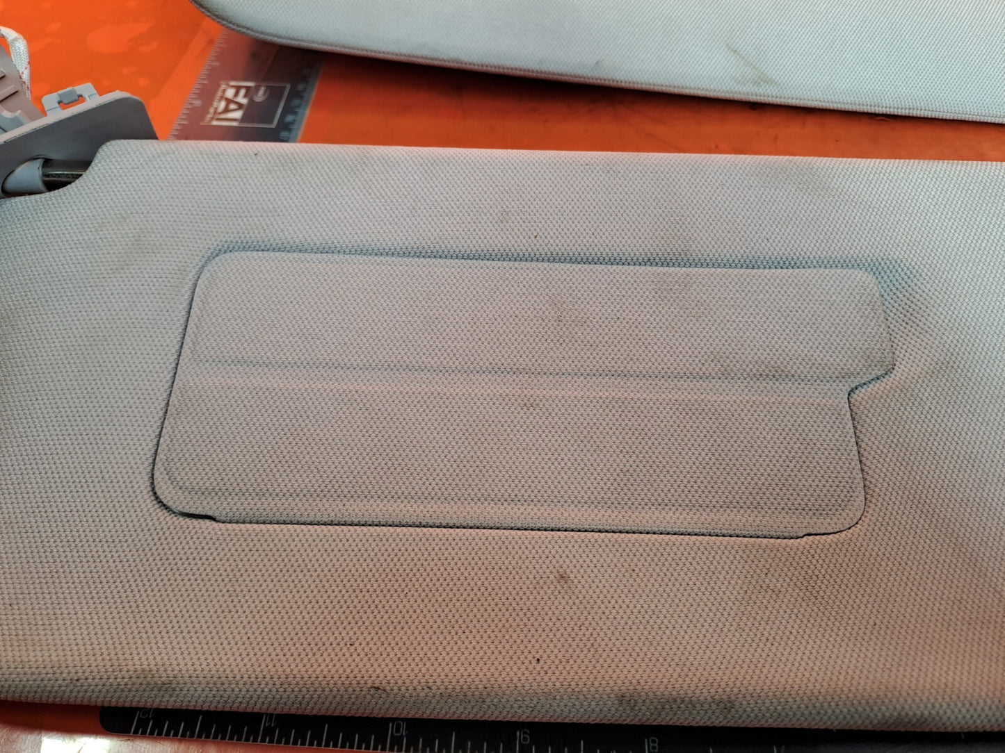 TESLA MODEL 3 LONG 2024 SUN VISOR PAIR Warranty A207