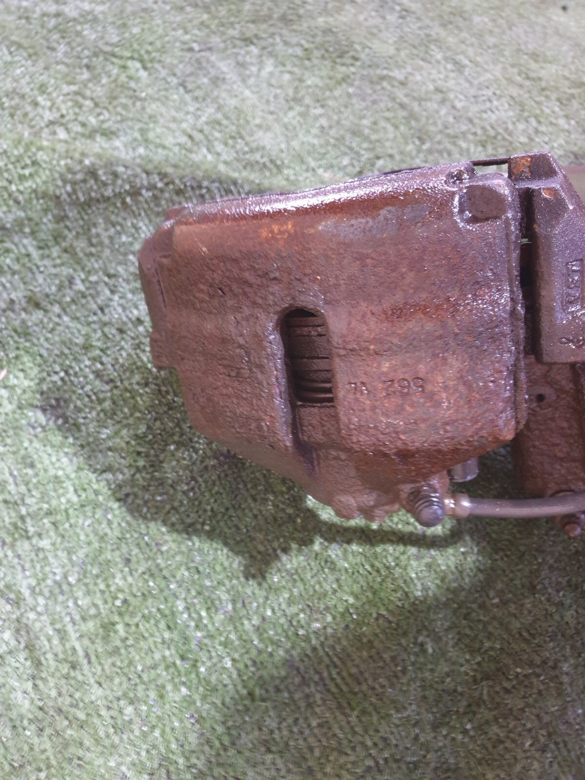 ✅2011 AUDI A1 SPORT 1.4P FRONT RIGHT SUSPENSION LEG HUB 6R0413031K WARRANTY A139