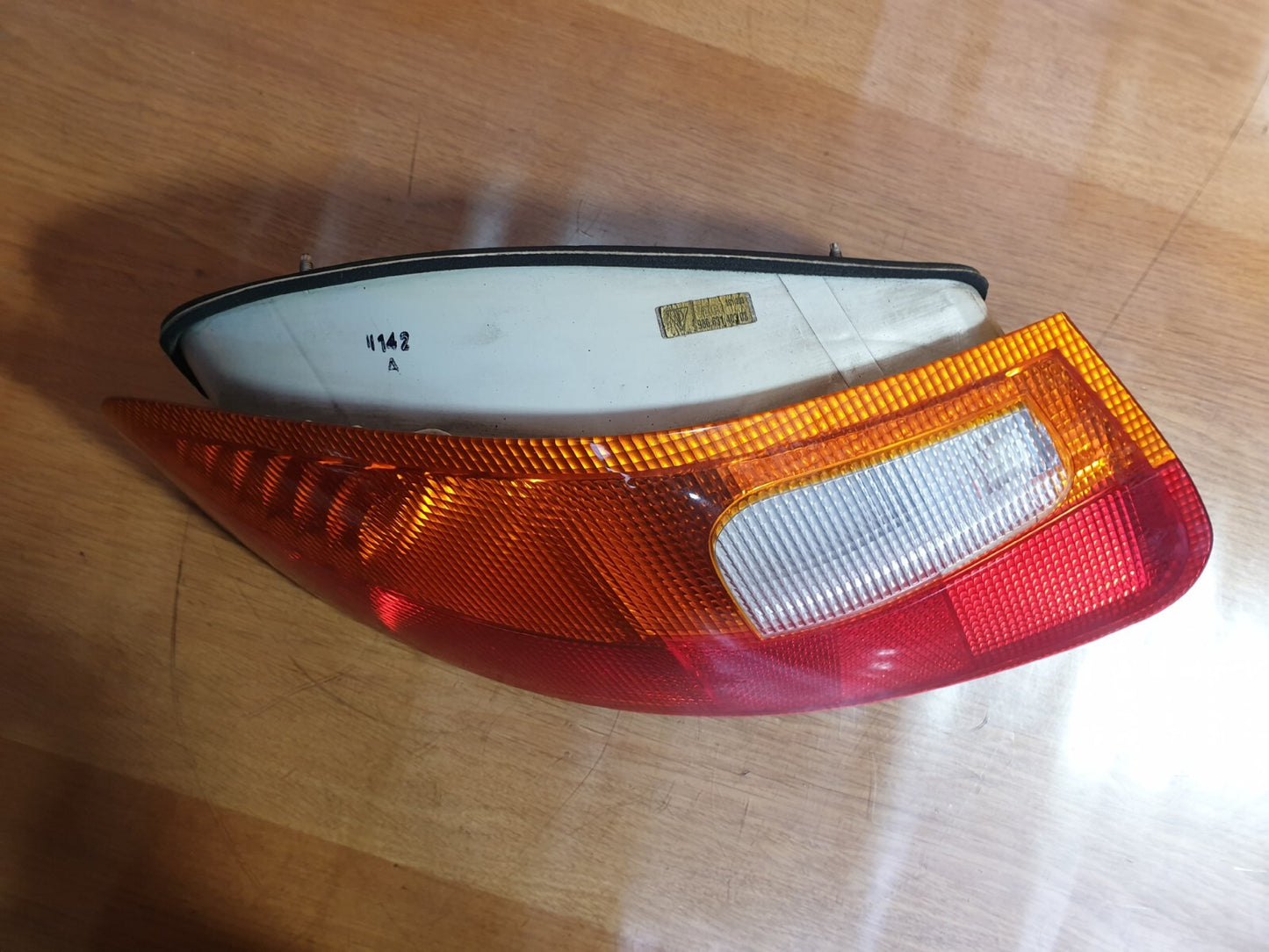 ✅2002 PORSCHE BOXTER 986 2.7P REAR LEFT TAIL LIGHT + WARRANTY A129