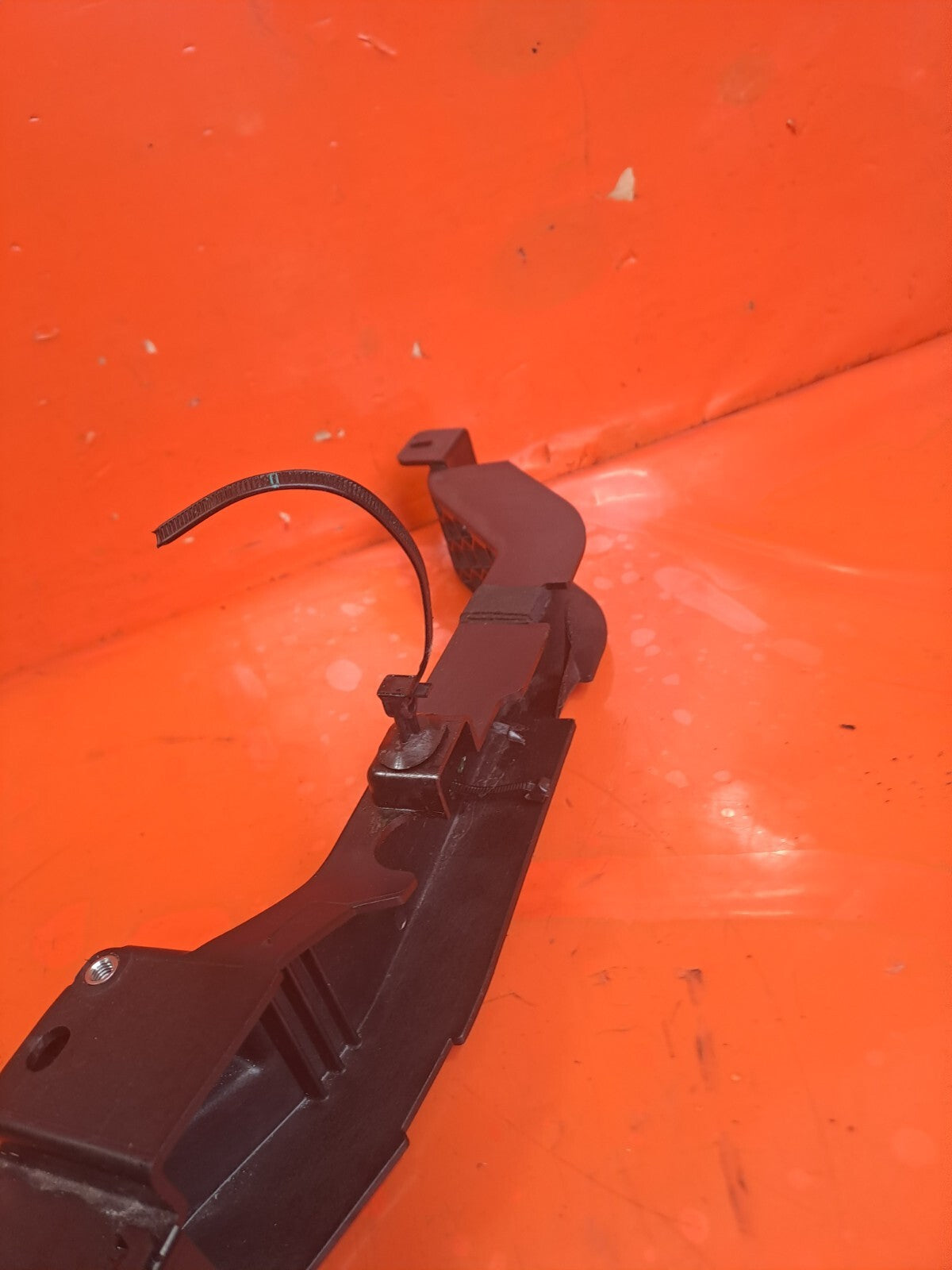 ✅TESLA MODEL 3 2022 FRONT BRACKET 1571377-00-B Warranty A241