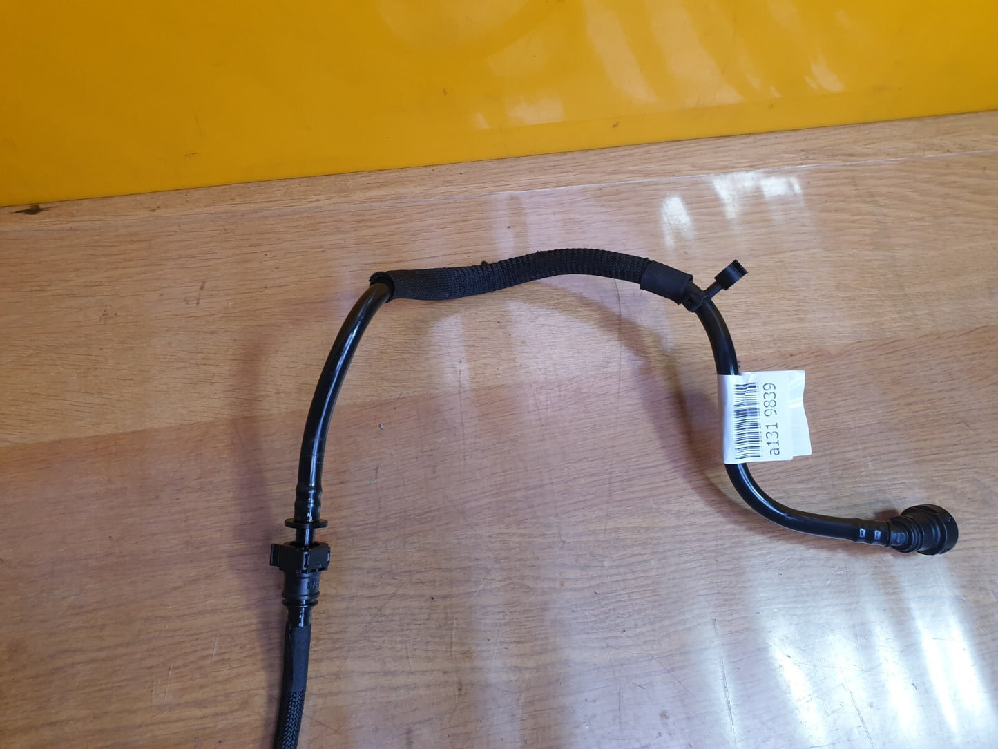✅LAND ROVER 2015 DISCOVERY SPORT L550 2.0D FUEL PIPE PA12GF30 A131