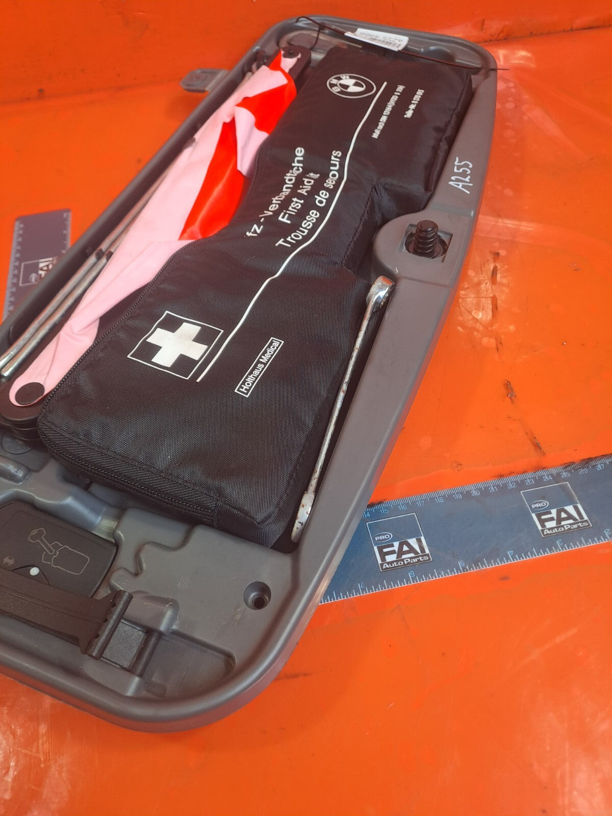 ✅BMW 730Ld Se E66 3.0 DIESEL 2008 SPARE WHEEL TOOL KIT SET 7506960 Warranty A255