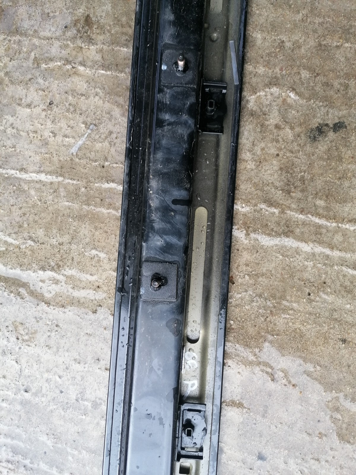 ✅2021 FORD TRANSIT CUSTOM 2.0D RIGHT SLIDING DOOR RAIL TRIM BLACK JK21-V250A74-A