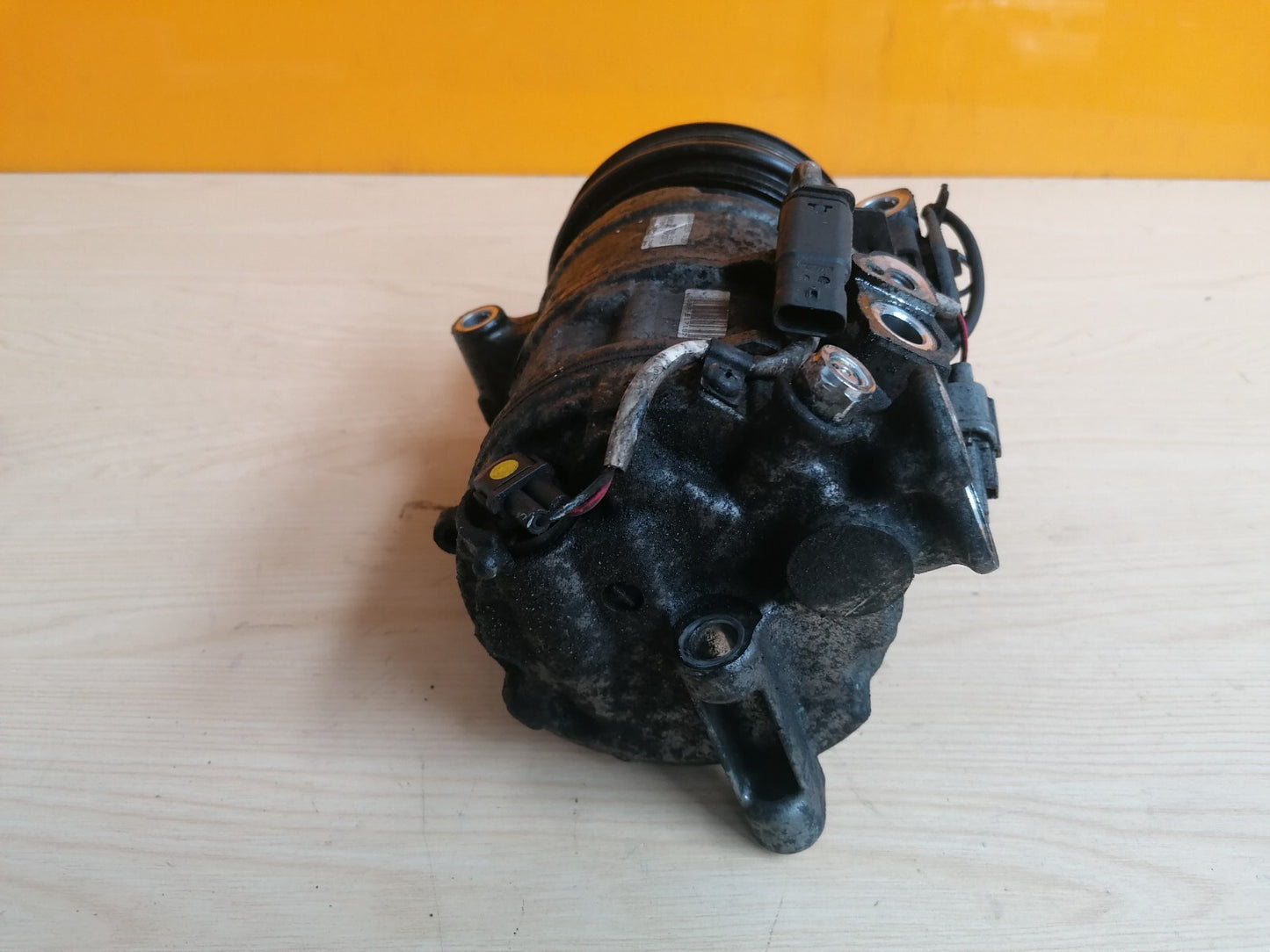 MERCEDES A200 W176 2.1 DIESEL 2015 AIR CON PUMP COMPRESSOR A0038304460 A047