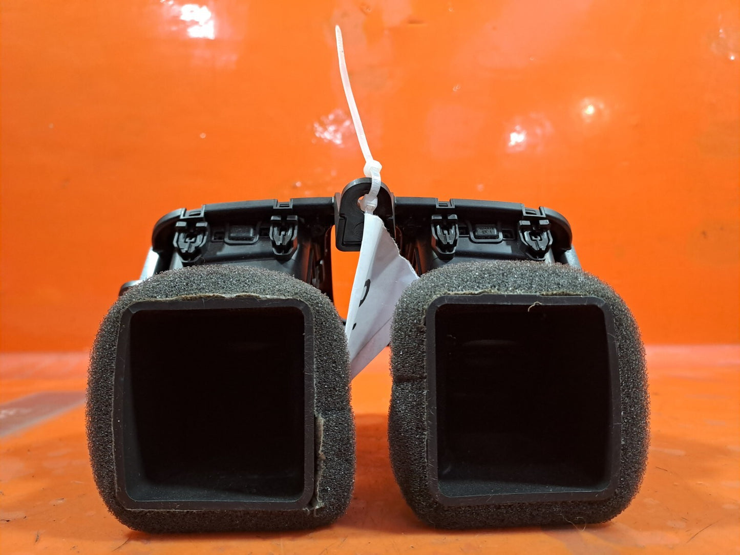 ✅HYUNDAI TUCSON MK4 1.6 PETROL 2023 AIR VENT REAR CONSOLE 97040-N7000 Warranty
