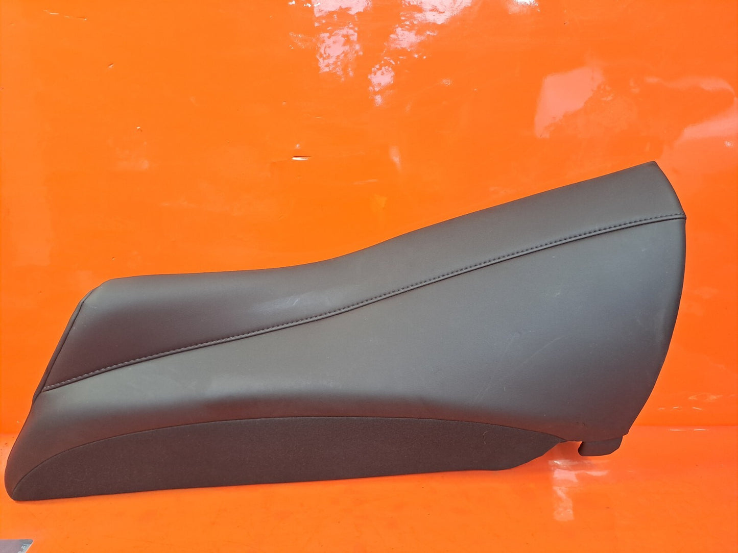 TESLA MODEL 3 LONG 2024 REAR SEAT LEFT CUSHION 1836647-03-B Warranty A207