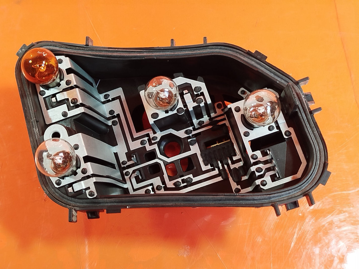 ✅VW POLO MATCH 1.0 PETROL 2021 REAR LEFT LIGHT BULB HOLDER 2GS945095 Warranty