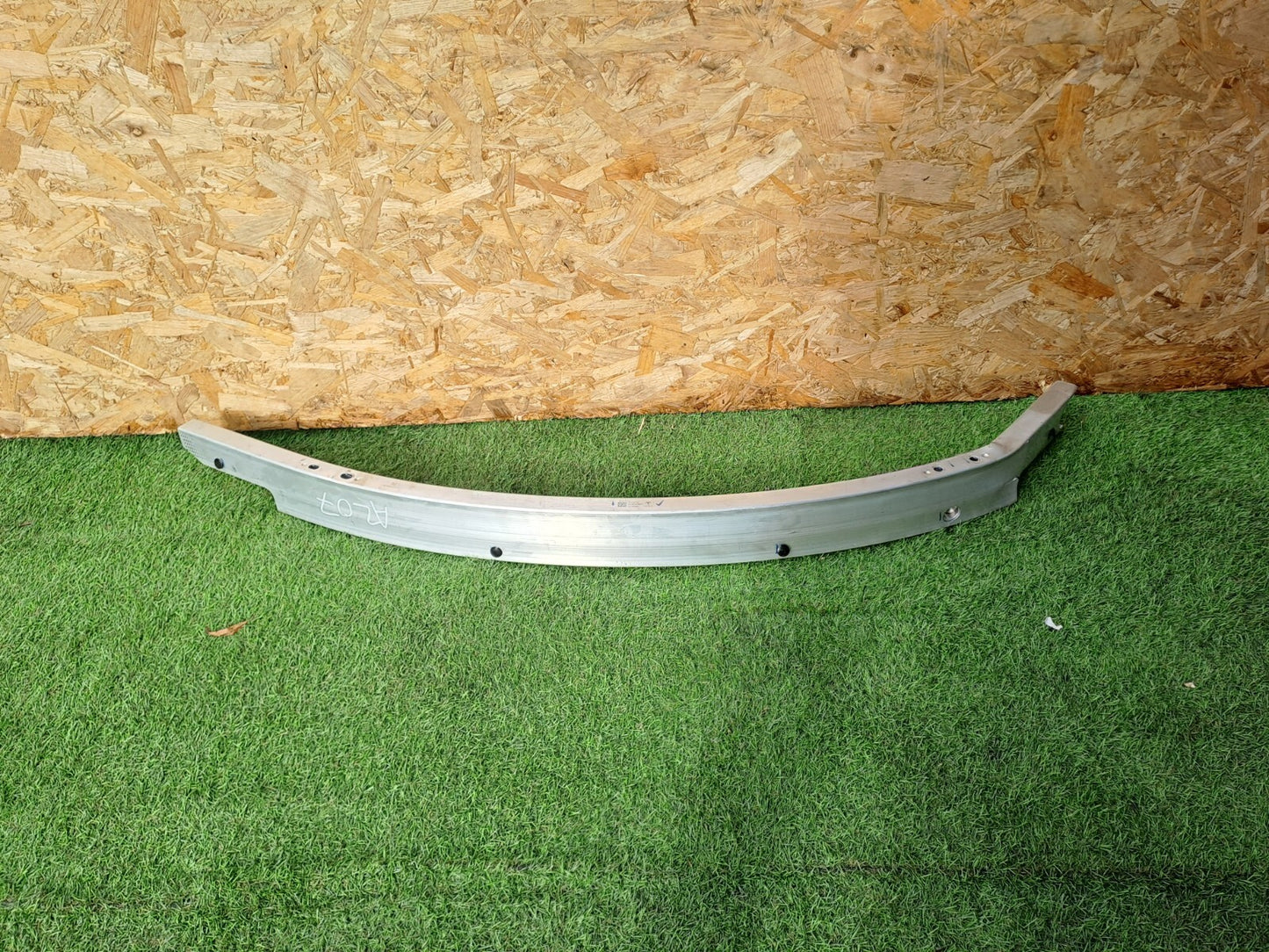 2024 TESLA MODEL 3 LONG FRONTBUMPER REINFORCEMENT CRASH BAR DENTED 1741047-00-F