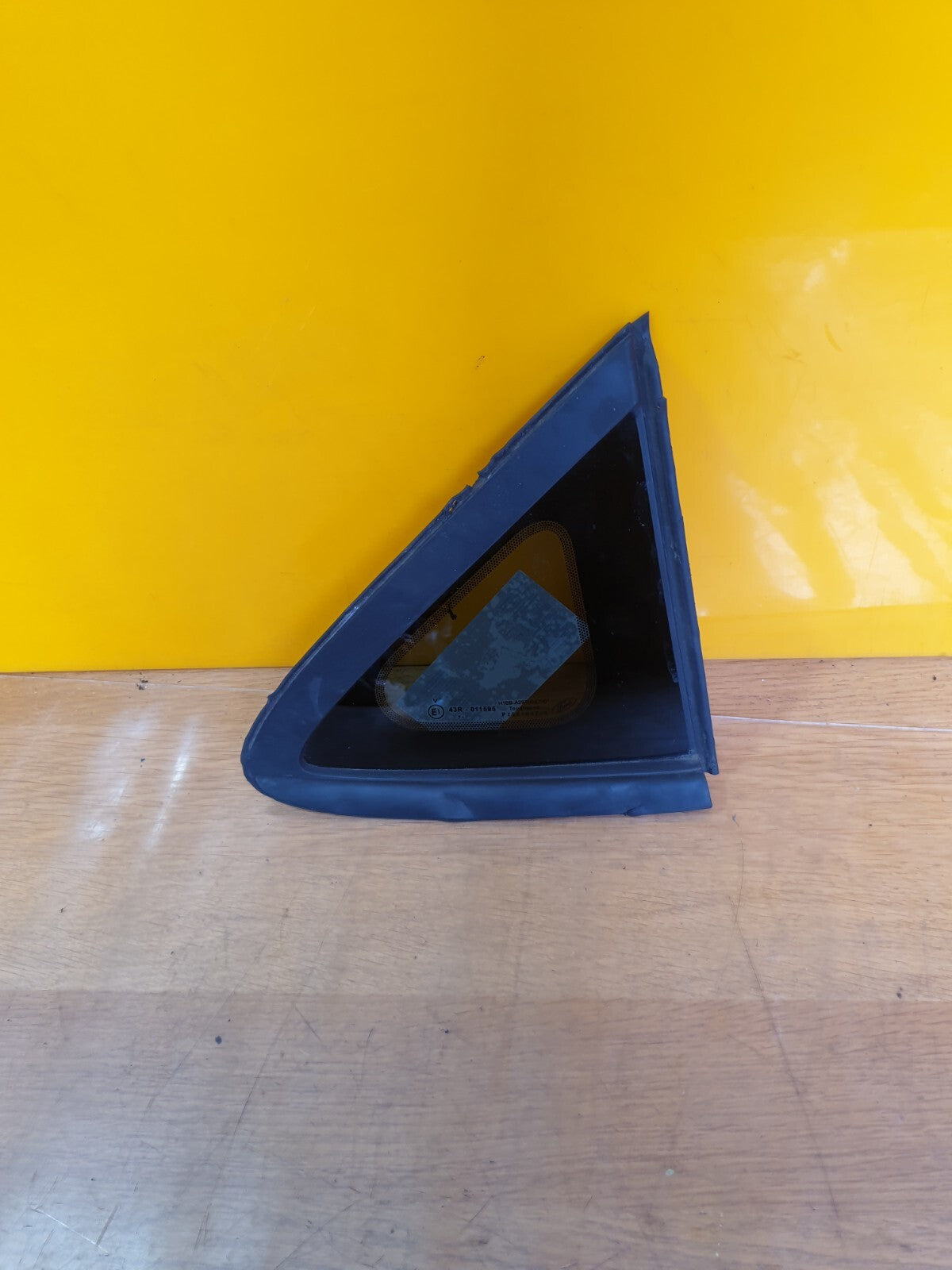 ✅2018 FORD FIESTA MK8 REAR RIGHT QUARTER GLASS H1BB-A29750-C*/D* + WARRANTY A178