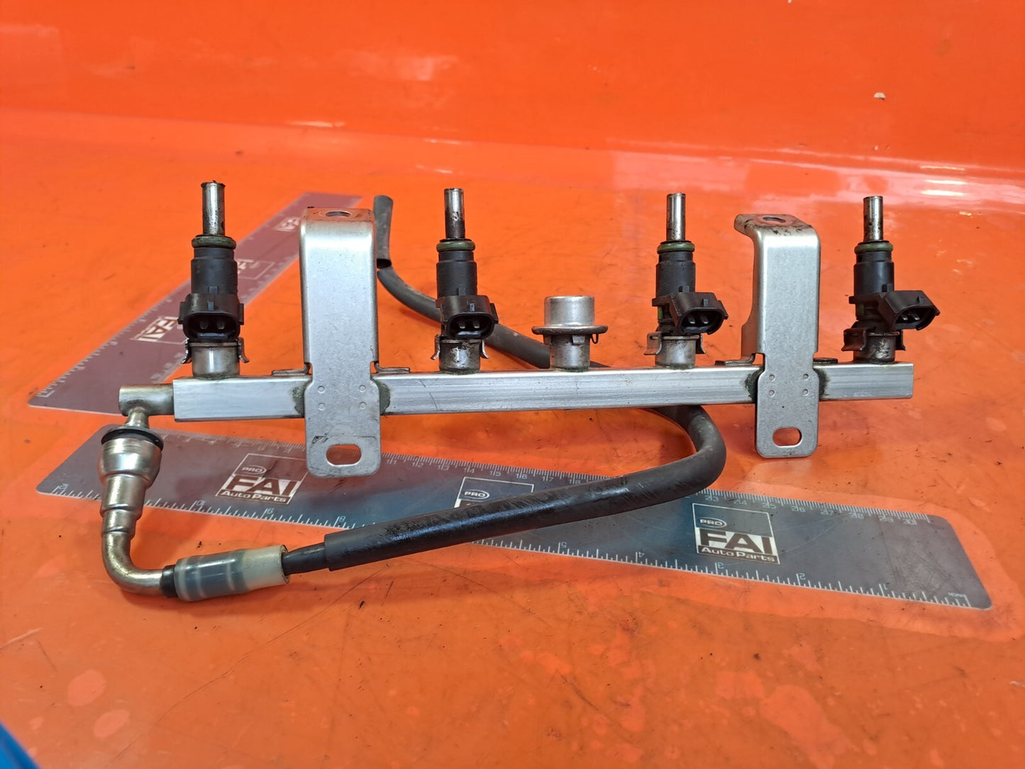 ✅SSANGYONG TIVOLI EX 1.6 PETROL 2015 FUEL INJECTORS & RAIL A1730780095 Warranty