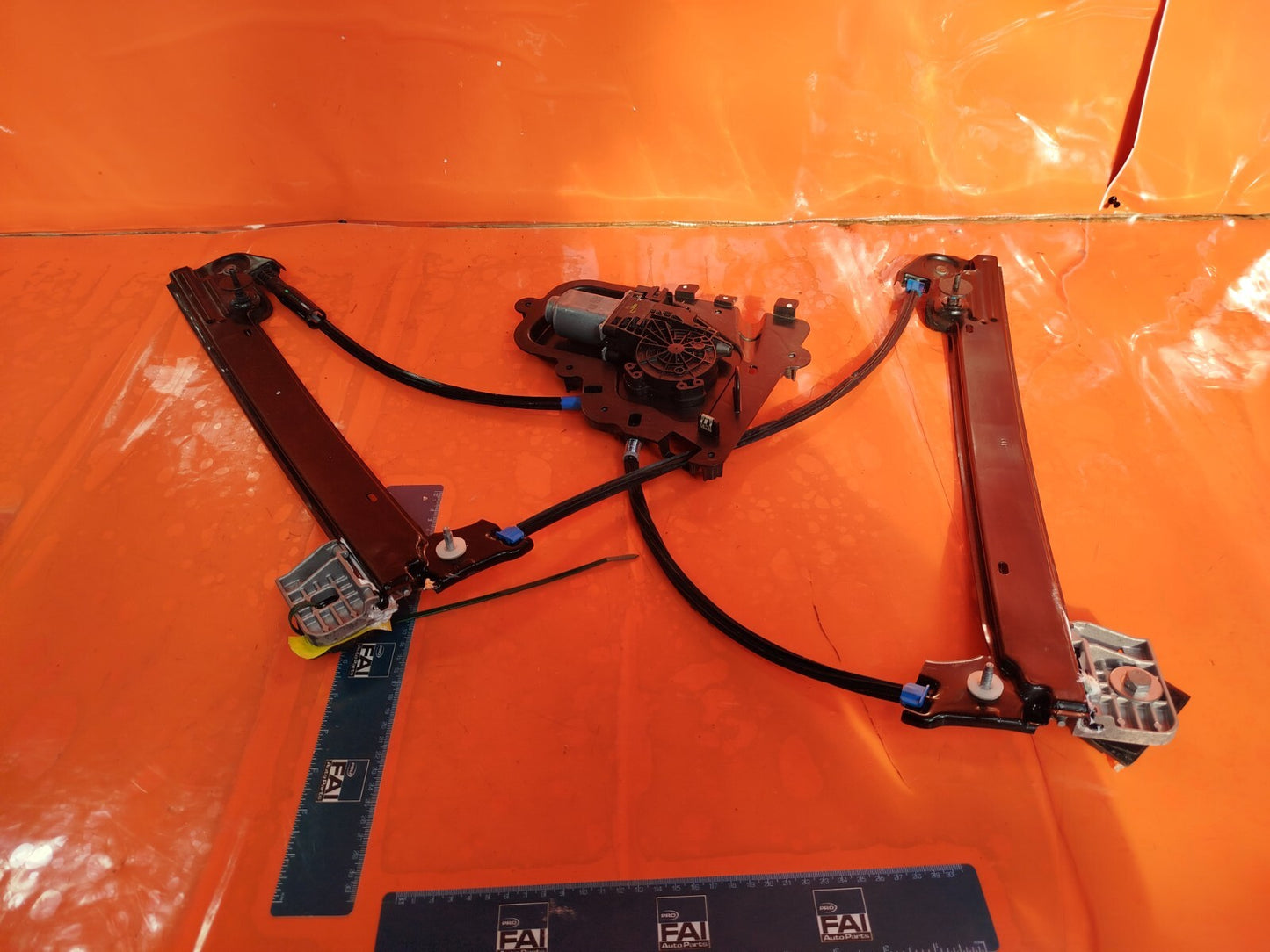 ✅Tesla Model 3 Long Range 2020 FRONT LEFT WINDOW REGULATOR 1096620-14-J Warranty