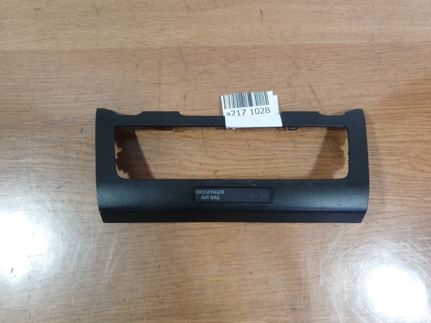 SEAT Arona Fr Tsi 1.0 Petrol 2019 HEATER CONTROL SURROUND TRIM 6F0857060B A217